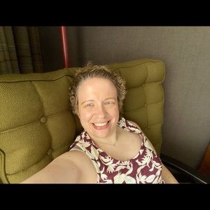 Meet your Posher, Julie